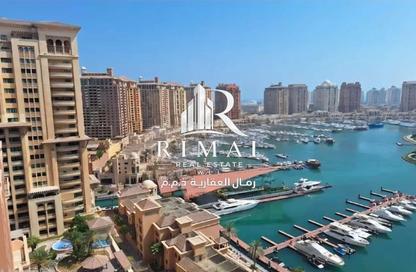 شقة - 2 غرف نوم - 3 حمامات للبيع في طريق بورتو الغربي - بورتو أرابيا - جزيرة اللؤلؤة - الدوحة