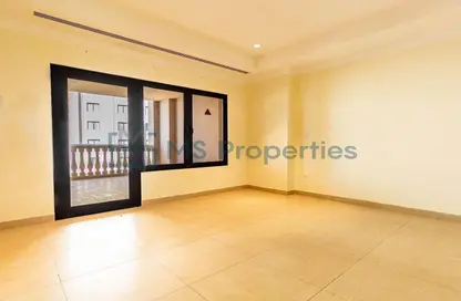Apartment - 1 Bedroom - 2 Bathrooms for rent in West Porto Drive - Porto Arabia - The Pearl Island - Doha