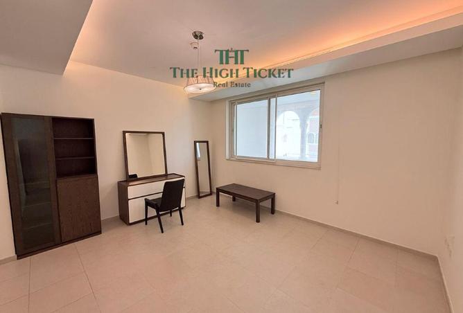 1010589 - Property Image 2