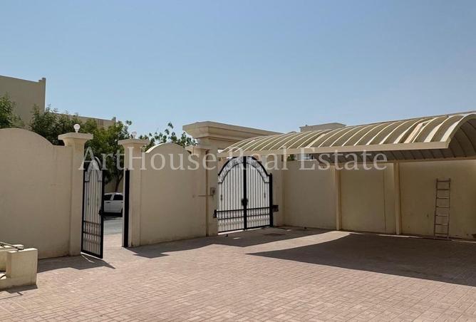 1028218 - Property Image 3