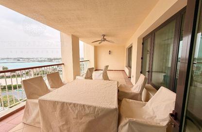 Apartment - 2 Bedrooms - 3 Bathrooms for rent in East Porto Drive - Porto Arabia - The Pearl Island - Doha
