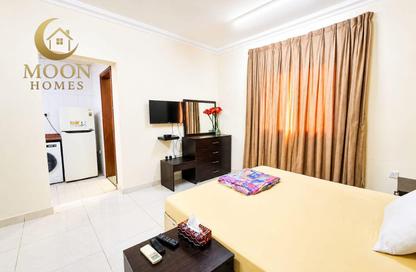 Apartment - Studio - 1 Bathroom for rent in Umm Ghwailina Comm - Umm Ghuwalina - Umm Ghuwailina - Doha