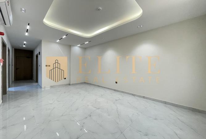 1002758 - صورة العقار 2