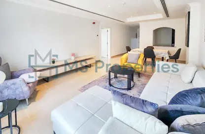 Apartment - 1 Bedroom - 2 Bathrooms for rent in East Porto Drive - Porto Arabia - The Pearl Island - Doha