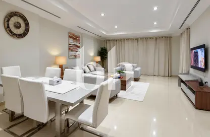 Apartment - 2 Bedrooms - 3 Bathrooms for sale in West Porto Drive - Porto Arabia - The Pearl Island - Doha