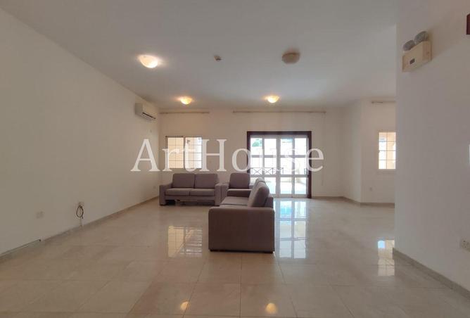 60946377 - Property Image 2