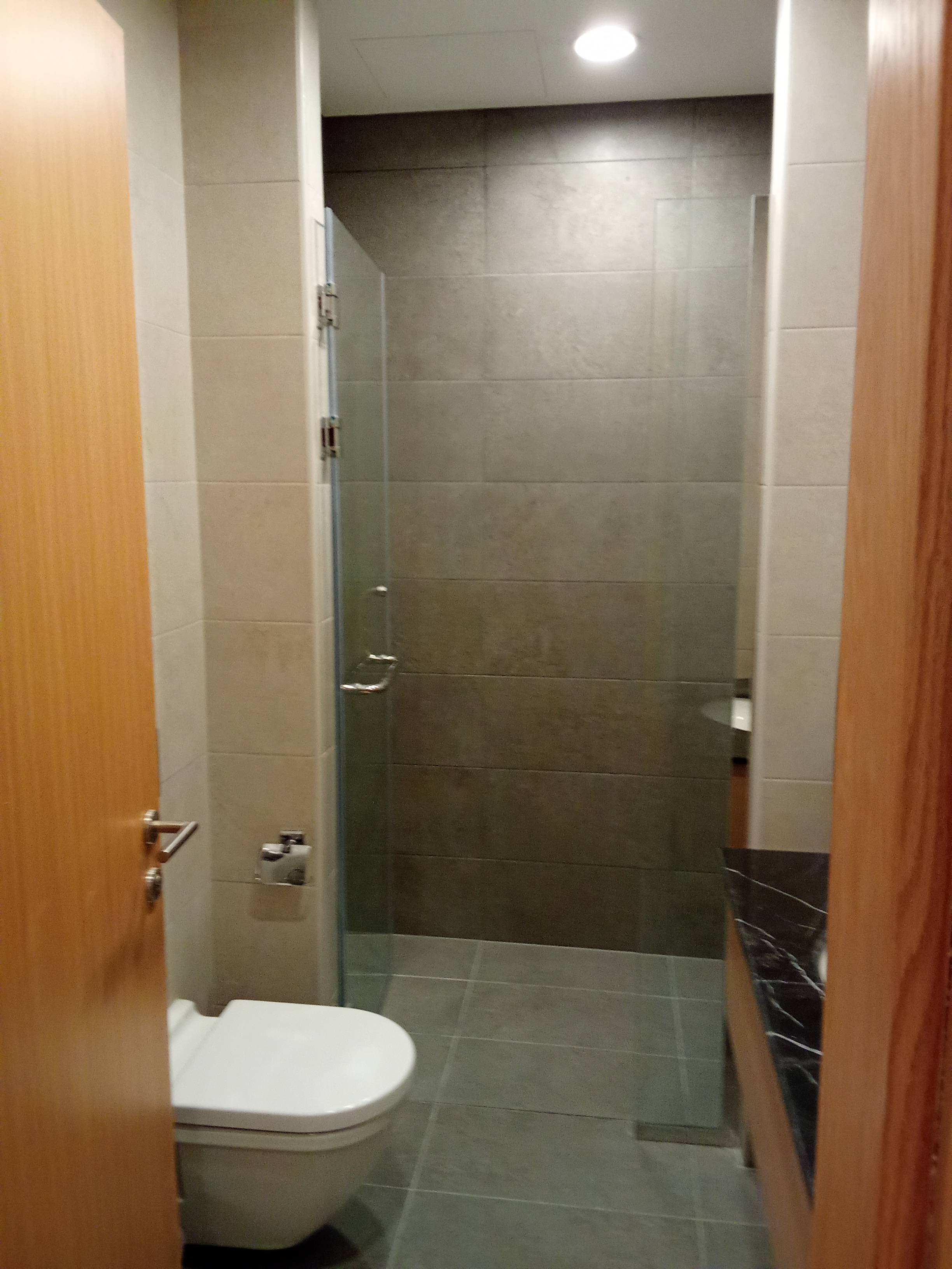 Spacious 1BHK Apartment, Floresta (Bills included) thumbnail 9