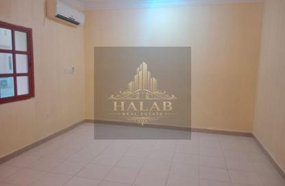 Apartment - 2 - 1 for rent in Izghawa - Izghawa - Doha