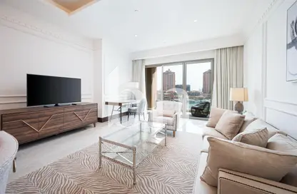 Apartment - 2 Bedrooms - 4 Bathrooms for sale in West Porto Drive - Porto Arabia - The Pearl Island - Doha
