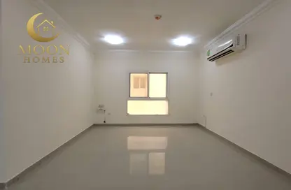 Apartment - 2 Bedrooms - 2 Bathrooms for rent in Al Mansoura - Al Mansoura - Doha