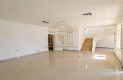Villa - 4 Bedrooms - 5 Bathrooms for rent in Al Sadd Road - Al Sadd - Doha