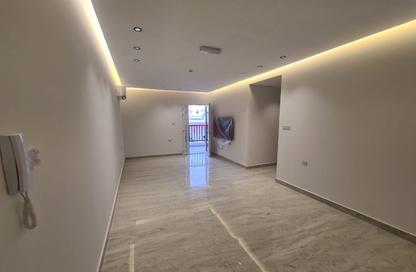 Apartment - 3 Bedrooms - 3 Bathrooms for rent in Old Airport Residential Apartments - Old Airport Road - Doha Apartment - 3 Bedrooms - 3 Bathrooms for rent in Old Airport Residential Apartments - Old Airport Road - Doha