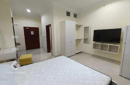 Apartment - Studio - 1 Bathroom for rent in Al Sadd Road - Al Sadd - Doha