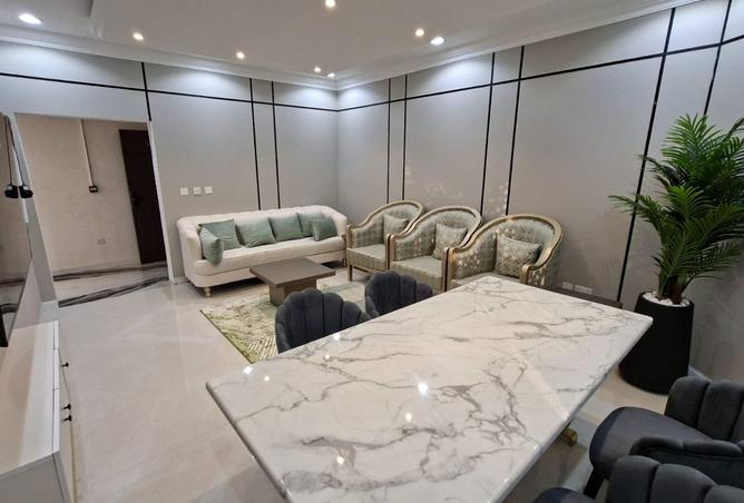 984204 - Property Image 2