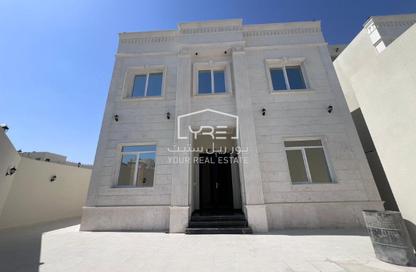 Villa - 7 Bedrooms - 7 Bathrooms for sale in Sumaysimah - Sumaysimah - Al Khor