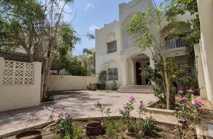 Villa - 4 Bedrooms - 4 Bathrooms for rent in Al Messila - Al Messila - Doha