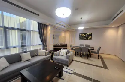 Apartment - 1 Bedroom - 2 Bathrooms for rent in Anas Street - Fereej Bin Mahmoud North - Fereej Bin Mahmoud - Doha