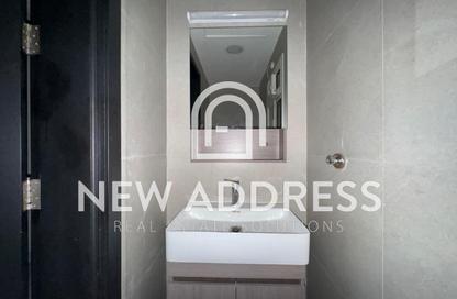 Apartment - 2 Bedrooms - 2 Bathrooms for rent in Al Sadd - Doha