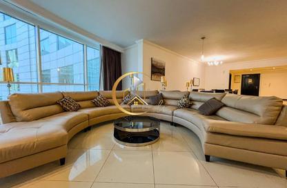 Apartment - 3 Bedrooms - 5 Bathrooms for rent in West Bay Tower - West Bay - West Bay - Doha
