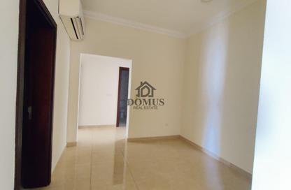 Apartment - 2 Bedrooms - 2 Bathrooms for rent in Thabit Bin Zaid Street - Al Mansoura - Doha