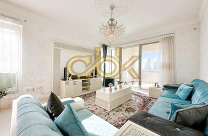 Apartment - 2 Bedrooms - 3 Bathrooms for sale in Viva East - Viva Bahriyah - The Pearl Island - Doha