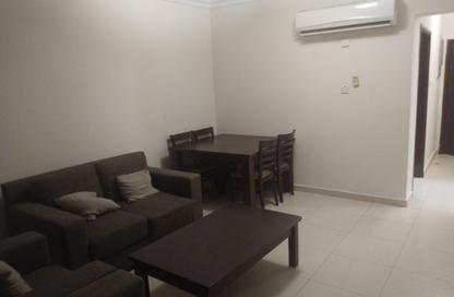 Apartment - 2 Bedrooms - 2 Bathrooms for rent in Bin Omran 46 - Fereej Bin Omran - Doha