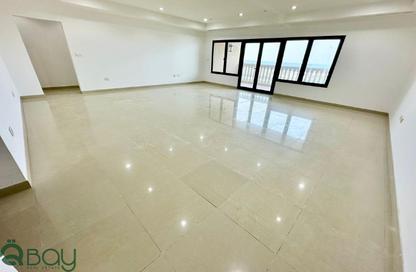 Apartment - 3 Bedrooms - 5 Bathrooms for rent in East Porto Drive - Porto Arabia - The Pearl Island - Doha