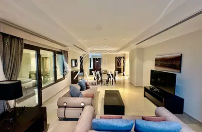 Apartment - 1 Bedroom - 2 Bathrooms for rent in East Porto Drive - Porto Arabia - The Pearl Island - Doha Apartment - 1 Bedroom - 2 Bathrooms for rent in East Porto Drive - Porto Arabia - The Pearl Island - Doha
