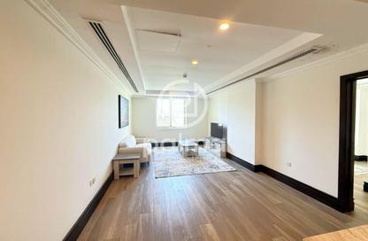 Apartment - 1 Bedroom - 2 Bathrooms for rent in Viva East - Viva Bahriyah - The Pearl Island - Doha