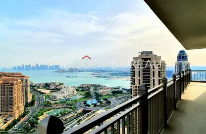 Apartment - 2 Bedrooms - 3 Bathrooms for rent in Abraj Bay - Abraj Quartiers - The Pearl Island - Doha