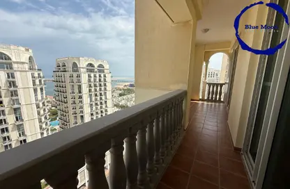 Apartment - 2 Bedrooms - 3 Bathrooms for rent in Viva West - Viva Bahriyah - The Pearl Island - Doha