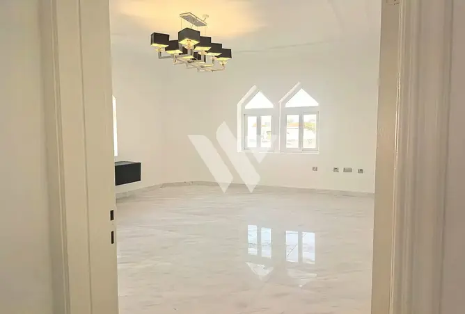 63978002 - Property Image 2