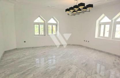 Compound - 5 - 6 for rent in Al Dafna - Doha