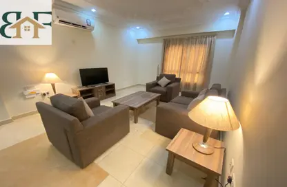 Apartment - 2 Bedrooms - 2 Bathrooms for rent in Al Muntazah Street - Al Muntazah - Doha