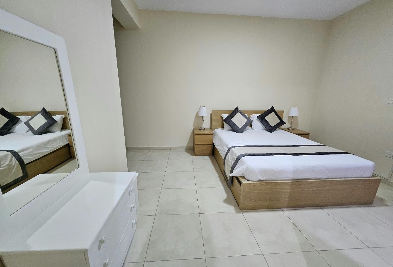 SPASIOUS FF 2 BEDROOMS AVAILABLE ONLY @7000 thumbnail 5