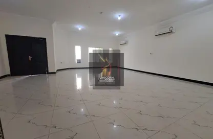 Compound - 5 Bedrooms - 4 Bathrooms for rent in Ain Khaled Villas - Ain Khaled - Doha