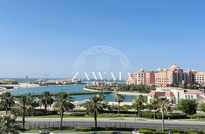 Apartment - 2 Bedrooms - 3 Bathrooms for rent in East Porto Drive - Porto Arabia - The Pearl Island - Doha