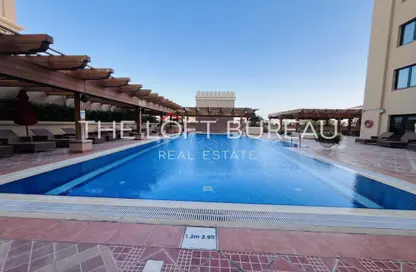 شقة - 2 غرف نوم - 3 حمامات للايجار في طريق بورتو الشرقي - بورتو أرابيا - جزيرة اللؤلؤة - الدوحة