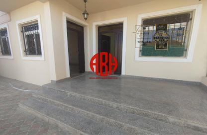 Villa - 5 Bedrooms - 7 Bathrooms for rent in Al Markhiya Street - Al Markhiya - Doha