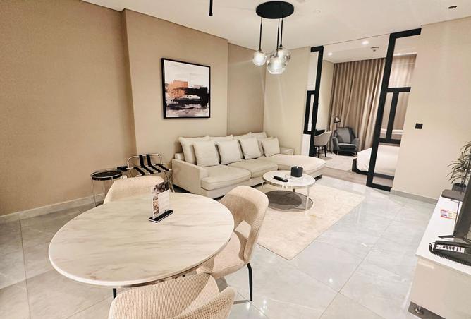 1000344 - Property Image 2