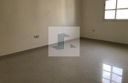 Apartment - 3 - 3 for rent in Bin Omran 35 - Fereej Bin Omran - Doha