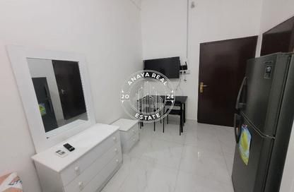 Villa - Studio - 1 for rent in OqbaBin Nafie Steet - Old Airport Road - Doha Villa - Studio - 1 for rent in OqbaBin Nafie Steet - Old Airport Road - Doha
