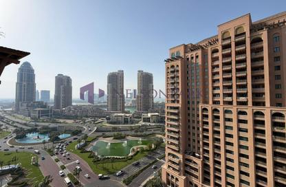 Apartment - 4 Bedrooms - 6 Bathrooms for rent in Porto Arabia - The Pearl Island - Doha