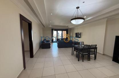 Apartment - 1 Bedroom - 2 Bathrooms for sale in Tower 24 - Porto Arabia - The Pearl Island - Doha Apartment - 1 Bedroom - 2 Bathrooms for sale in Tower 24 - Porto Arabia - The Pearl Island - Doha
