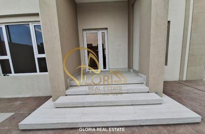 Villa - 7 Bedrooms - 7+ Bathrooms for rent in Izghawa - Izghawa - Doha