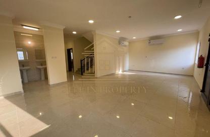 Villa - 6 Bedrooms - 5 Bathrooms for rent in Al Keesa Gate - Al Kheesa - Umm Salal Mohammed
