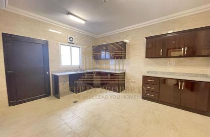 Villa - 6 Bedrooms - 5 Bathrooms for rent in Al Keesa Gate - Al Kheesa - Umm Salal Mohammed