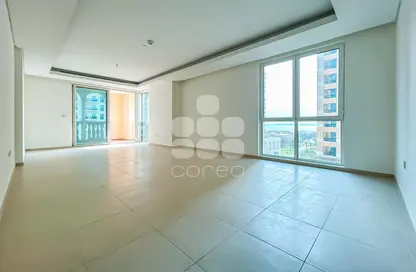 Apartment - 2 Bedrooms - 3 Bathrooms for sale in Viva West - Viva Bahriyah - The Pearl Island - Doha