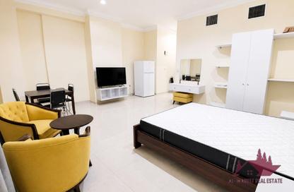 Apartment - Studio - 1 Bathroom for rent in Al Sadd Tourist Apartments - Al Sadd - Doha Apartment - Studio - 1 Bathroom for rent in Al Sadd Tourist Apartments - Al Sadd - Doha