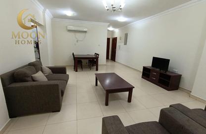 Apartment - 2 Bedrooms - 2 Bathrooms for rent in Al Mansoura - Al Mansoura - Doha